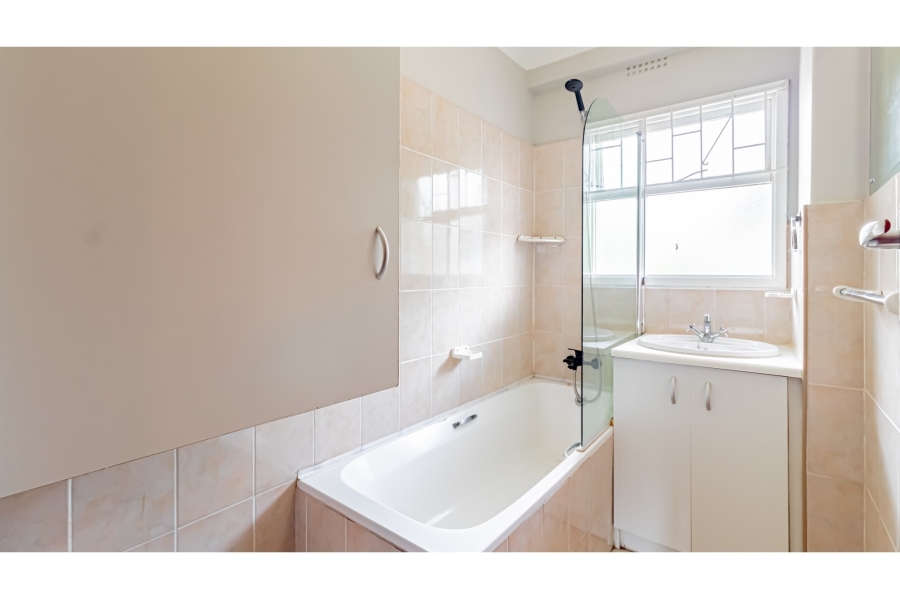 To Let 2 Bedroom Property for Rent in Oranjezicht Western Cape